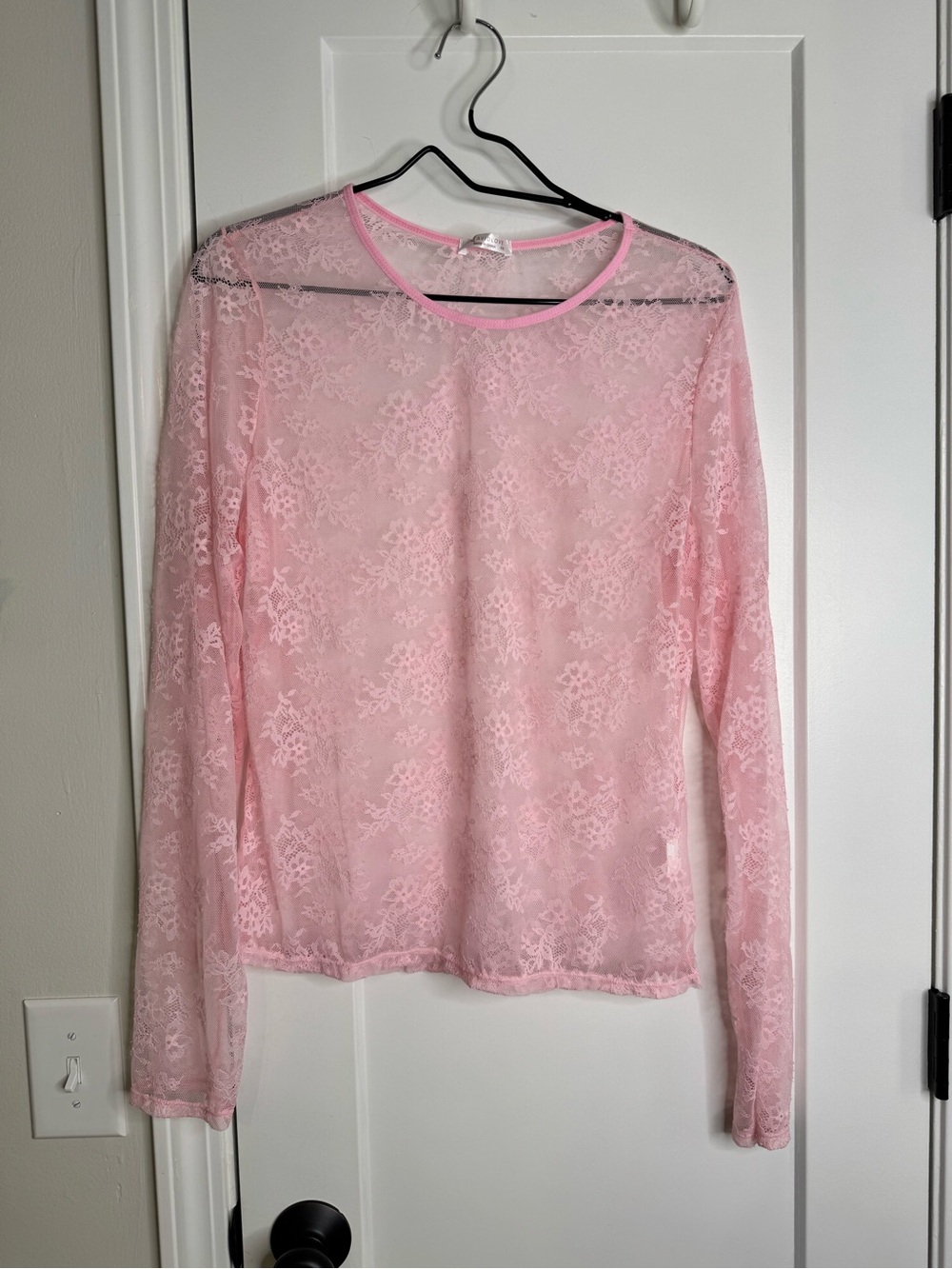 Avidlove Pink Lace Layering Top